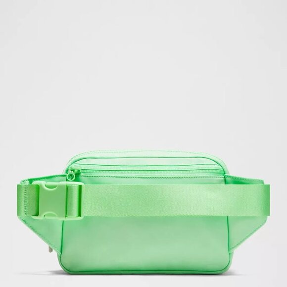 Lululemon Everywhere Belt Bag Large 2L, BNWT - Picture 2 of 6